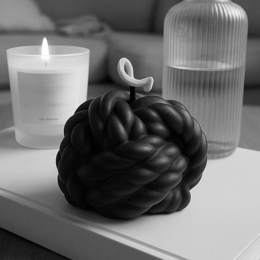 Scented Candle Knot Black